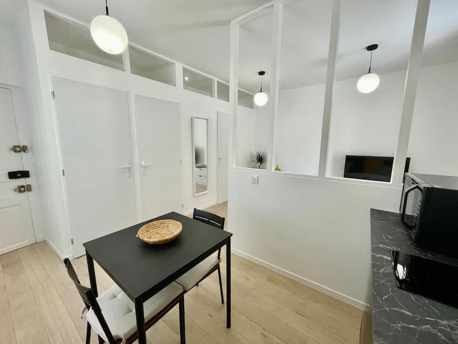 Studio Entierement Renove, Situe Au Coeur Du Quartier Haut Σετ Εξωτερικό φωτογραφία
